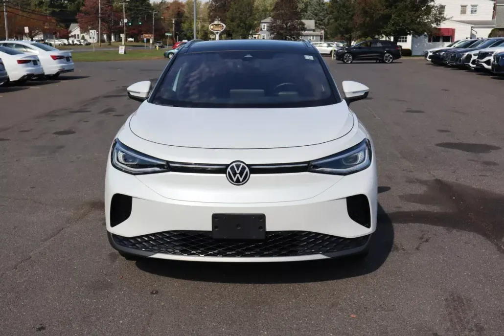 2023 Volkswagen ID.4 Pro Plus photo 1