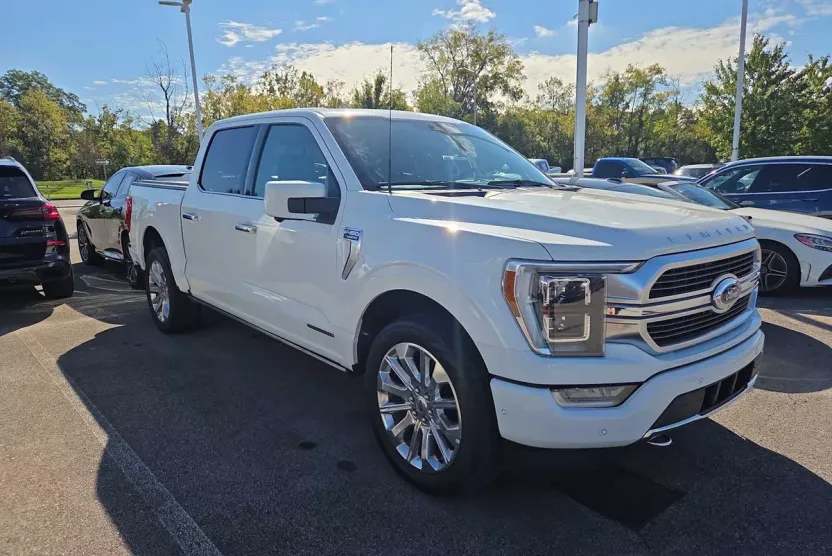 2023 Ford F-150 Limited photo 1