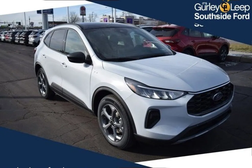 2025 Ford Escape ST-Line photo 1
