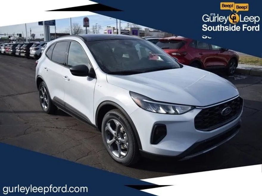 2025 Ford Escape ST-Line photo 1