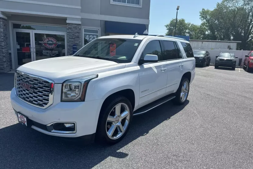 2020 Gmc Yukon Denali photo 1