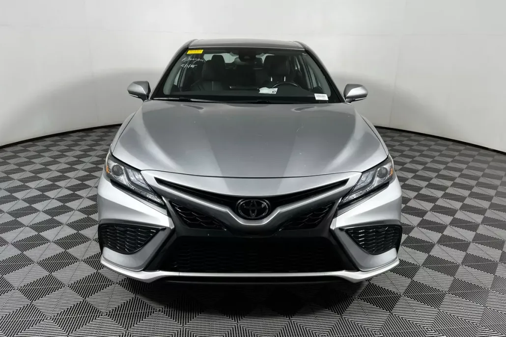 2023 Toyota Camry XSE photo 1