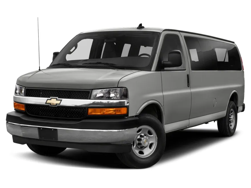 2020 Chevrolet Express 3500 LT Passenger Van photo 1