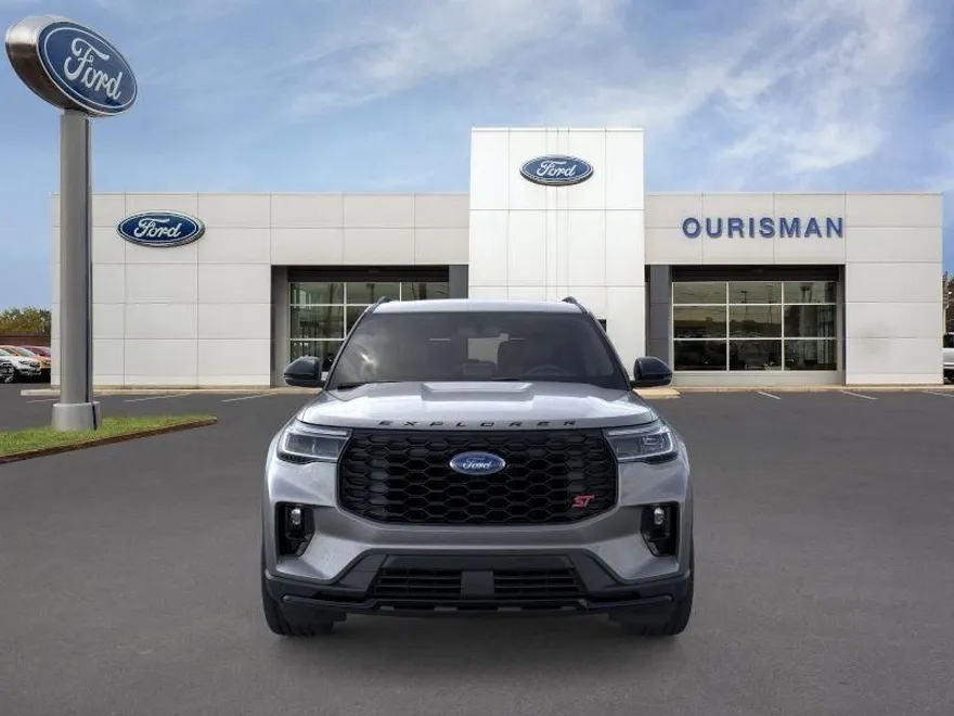 2025 Ford Explorer ST photo 1