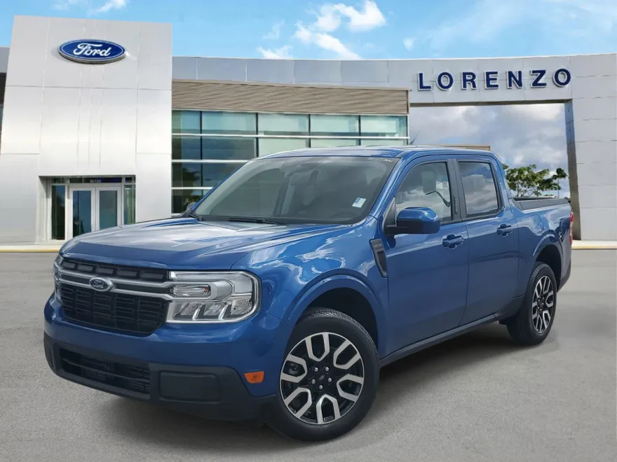 2023 Ford Maverick Lariat photo 1