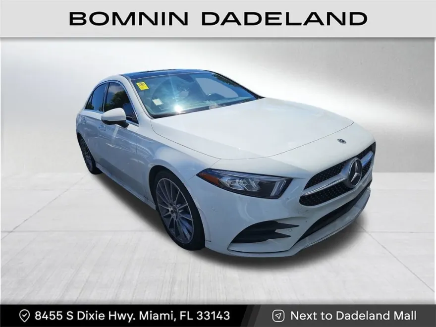 2022 Mercedes Benz A 220 photo 1