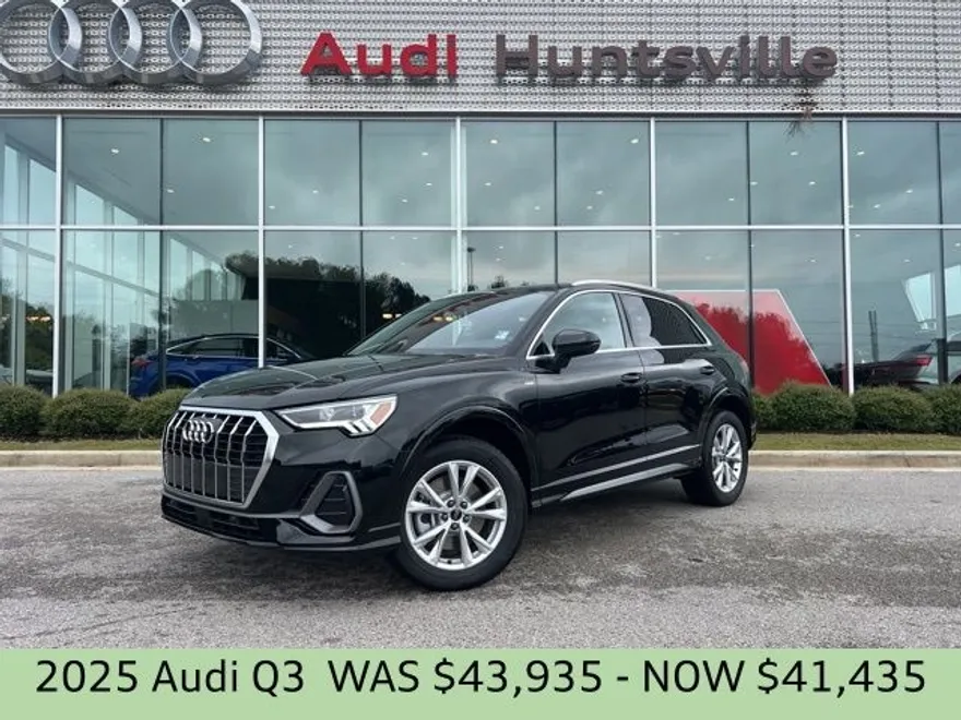2025 Audi Q3 45 TFSI S line Premium photo 1