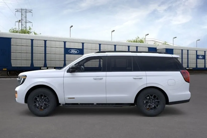 2025 Ford Expedition photo 1