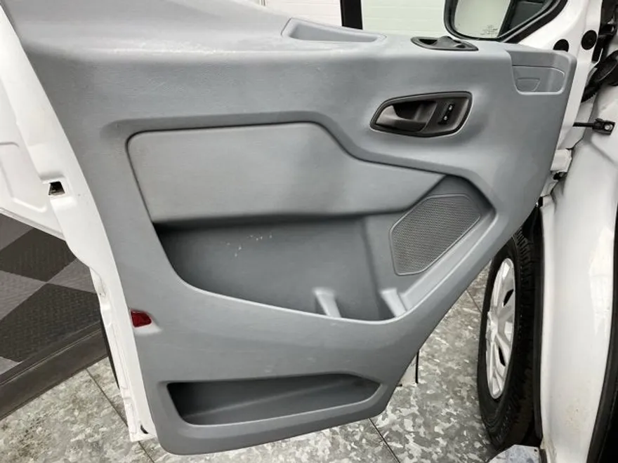 2016 Ford Transit Cargo Van photo 1