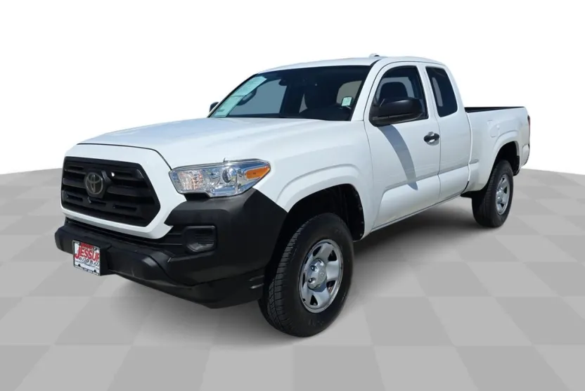 2018 Toyota Tacoma SR photo 1