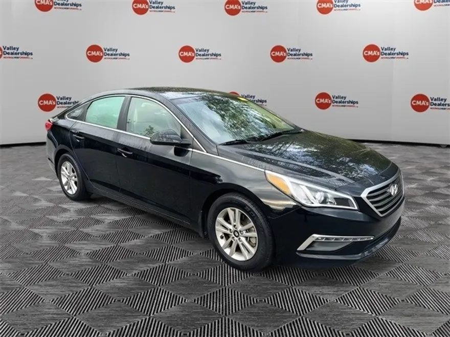 2015 Hyundai Sonata SE photo 1