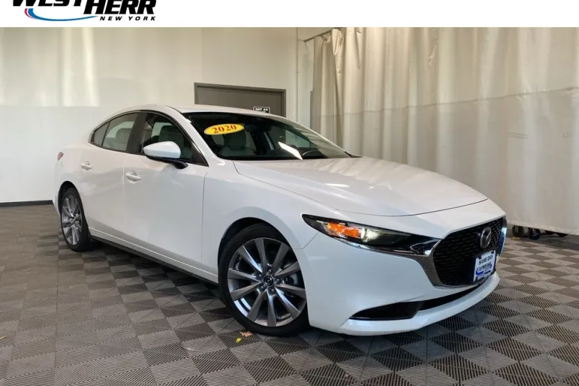 2020 Mazda Mazda3 Preferred photo 1