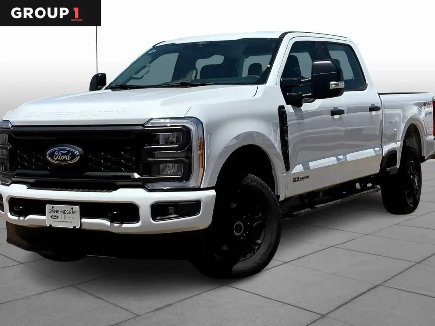 2025 Ford F-250 XL photo 1