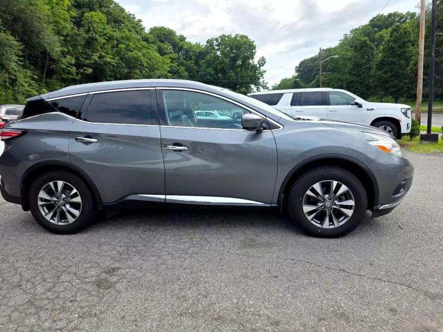 2017 Nissan Murano SL photo 1