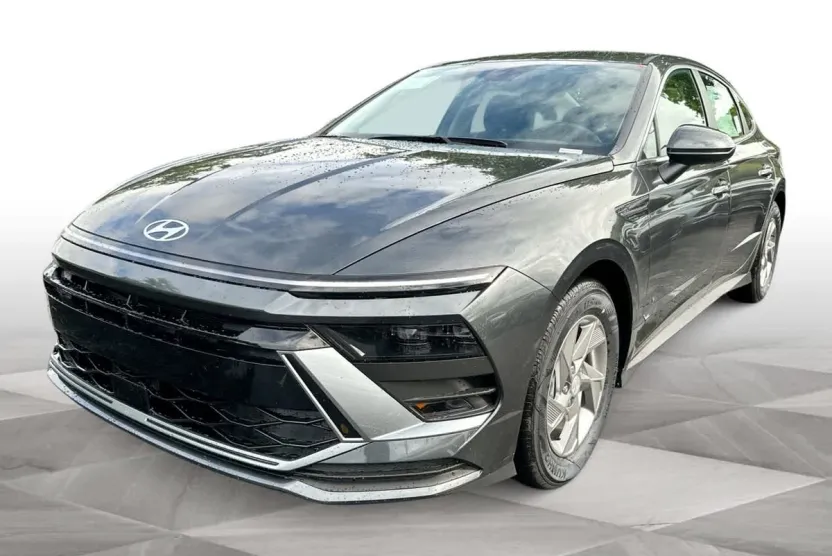 2026 Hyundai Sonata SE photo 1