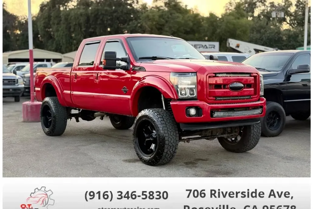 2011 Ford F-350 Lariat photo 1