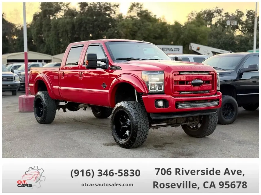 2011 Ford F-350 Lariat photo 1