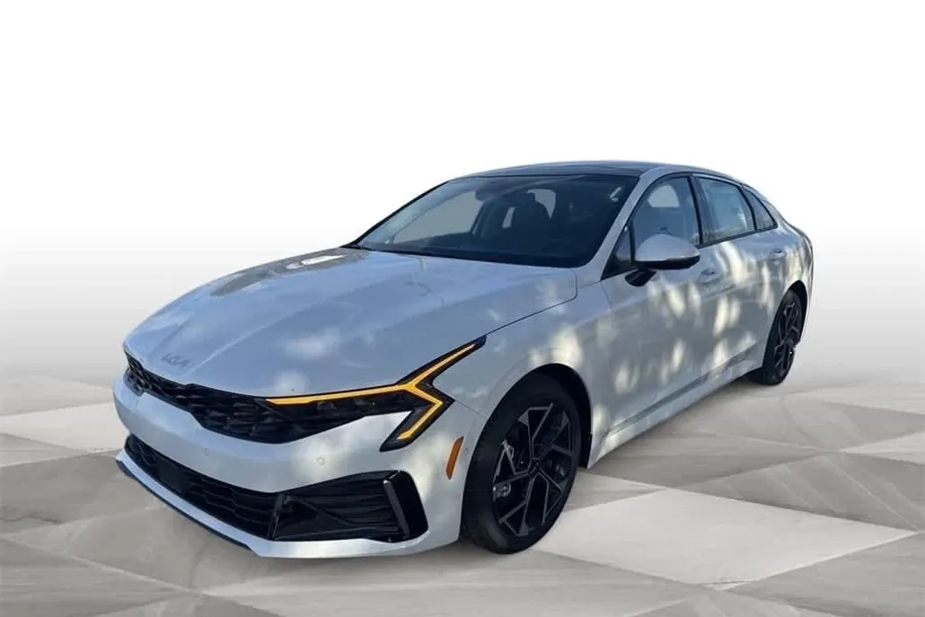 2025 Kia K5 EX photo 1