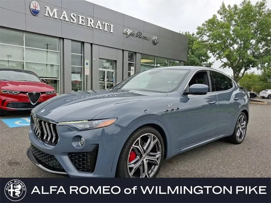 2022 Maserati Levante GT photo 1