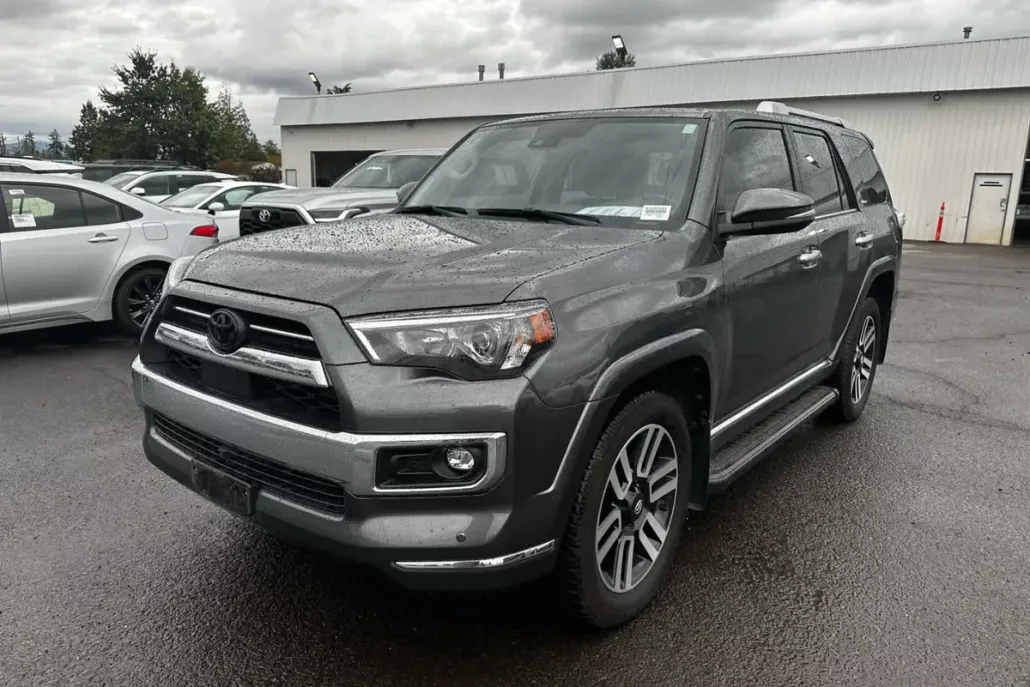 2023 Toyota 4Runner Limited photo 1