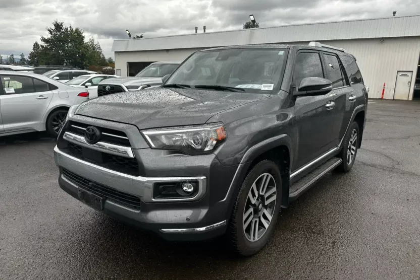 2023 Toyota 4Runner Limited photo 1