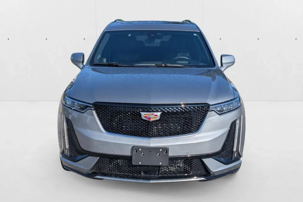 2024 Cadillac XT6 Sport photo 1