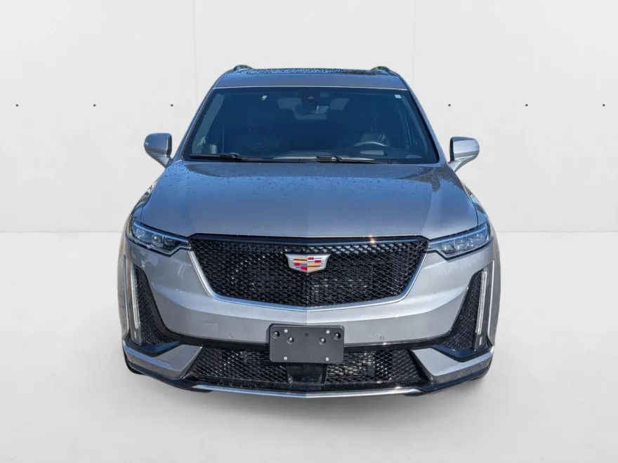 2024 Cadillac XT6 Sport photo 1