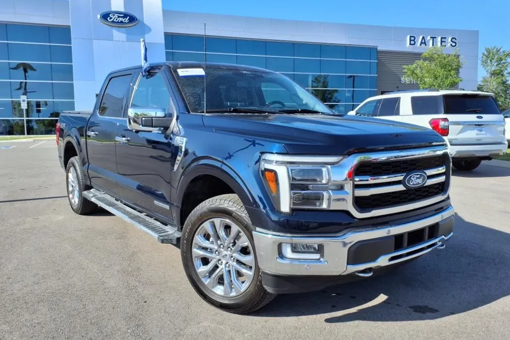 2024 Ford F-150 Lariat photo 1