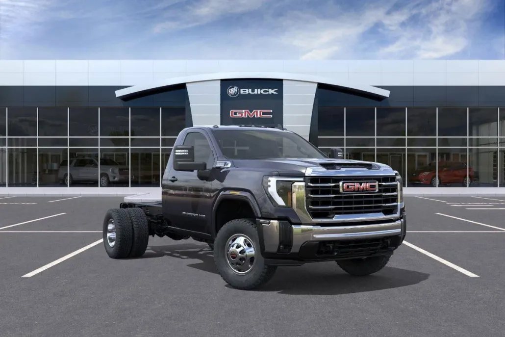 2025 Gmc Sierra 3500 HD SLE photo 1