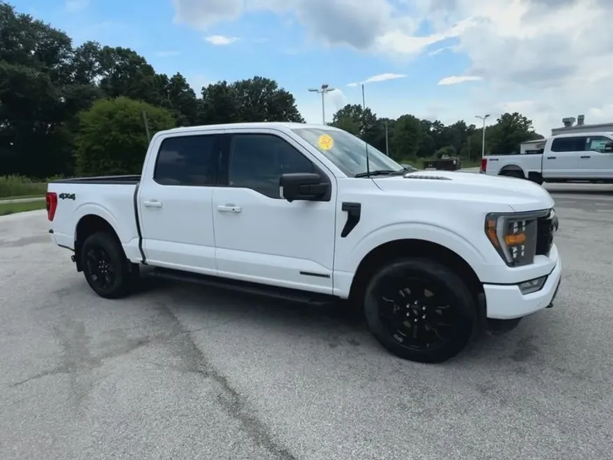 2022 Ford F-150 XLT photo 1