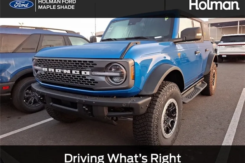 2024 Ford Bronco Badlands photo 1