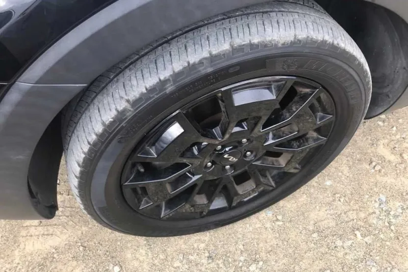 2022 Kia Telluride SX photo 1