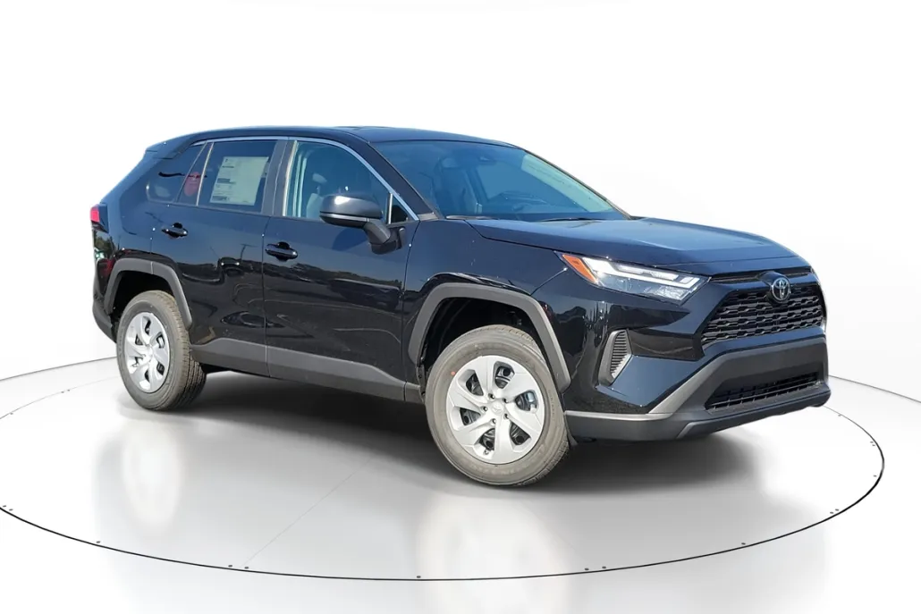 2025 Toyota RAV4 LE photo 1