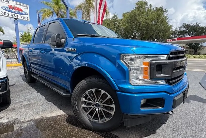 2020 Ford F-150 XLT photo 1