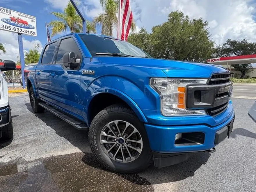 2020 Ford F-150 XLT photo 1