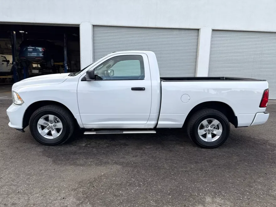 2016 Ram 1500 Express photo 1