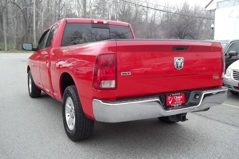 2010 Dodge Ram SLT photo 1