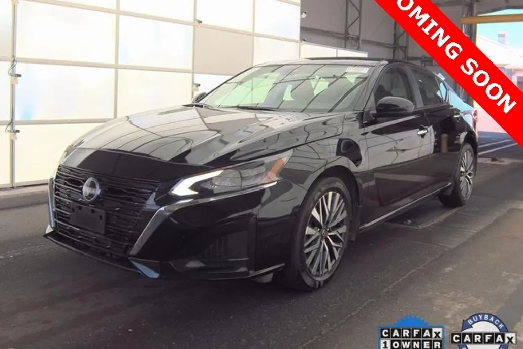2025 Nissan Altima 2.5 SV photo 1