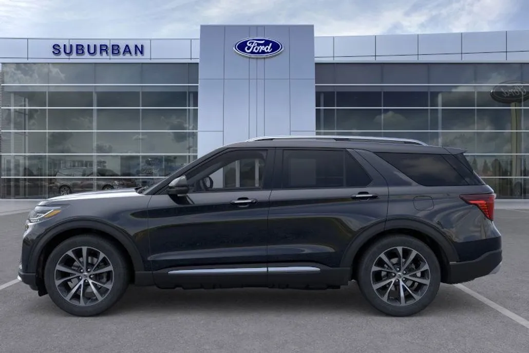 2025 Ford Explorer Platinum photo 1