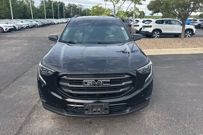 2020 Gmc Terrain SLE photo 1
