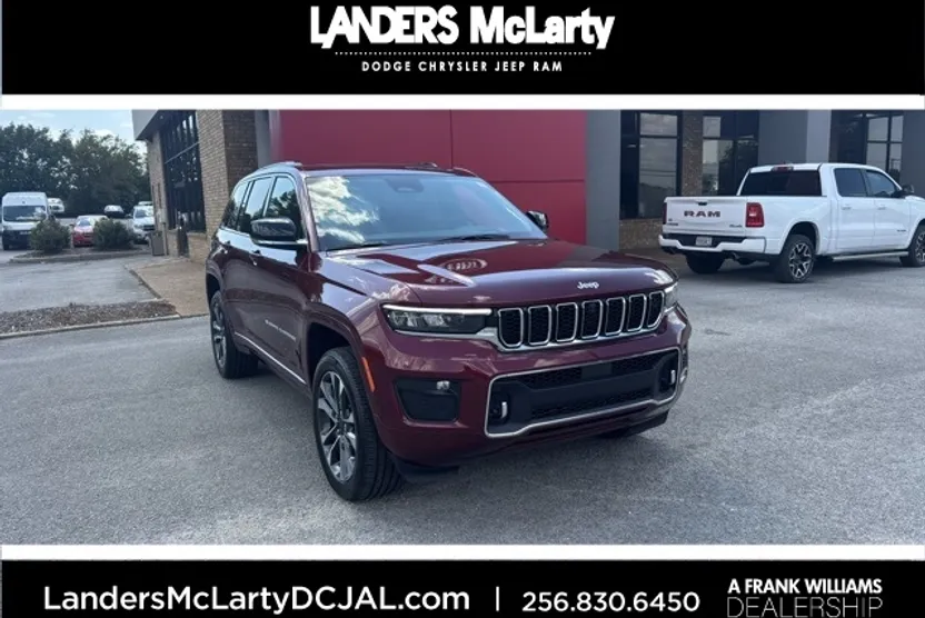 2025 Jeep Grand Cherokee Overland photo 1