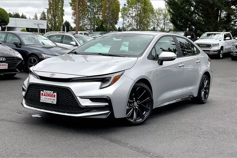 2023 Toyota Corolla XSE photo 1