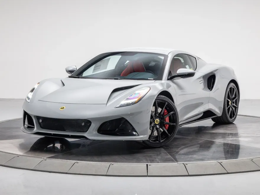 2025 Lotus Emira Base photo 1