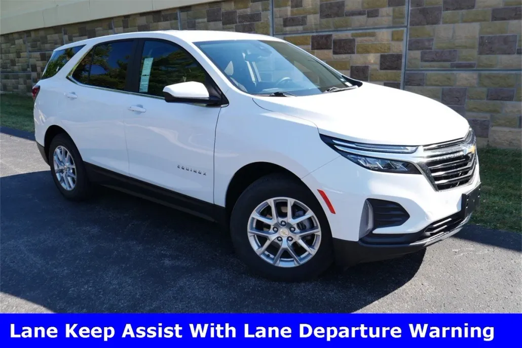 2024 Chevrolet Equinox LT photo 1