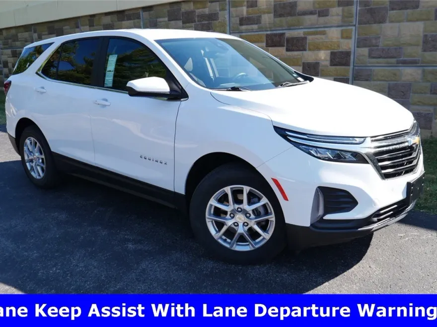 2024 Chevrolet Equinox LT photo 1