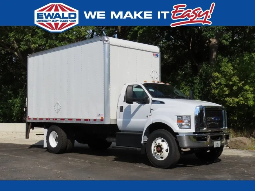 2022 Ford F-750 photo 1