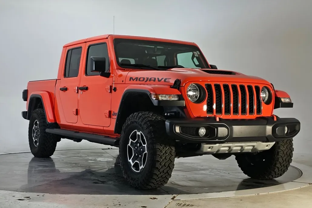 2023 Jeep Gladiator Mojave photo 1