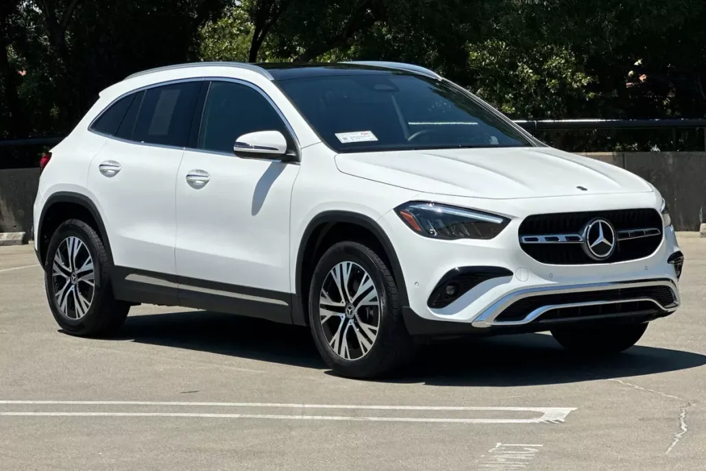 2025 Mercedes Benz GLA 250 4MATIC photo 1