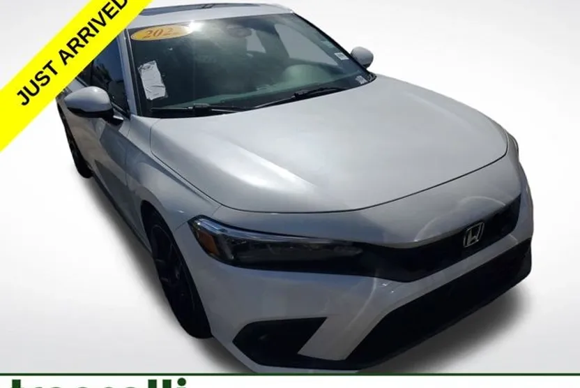 2022 Honda Civic Sport Touring photo 1