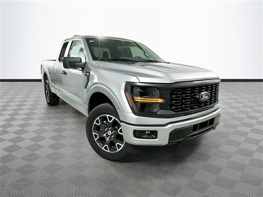 2025 Ford F-150 STX photo 1